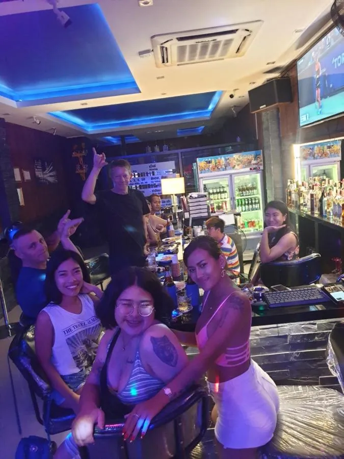 The bar on the ground floor at Secrets Pattaya