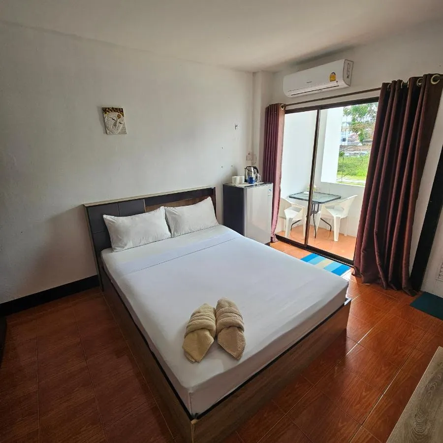 Deluxe King Room at Secrets Pattaya